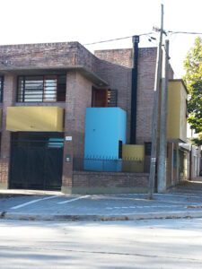 DUEÑO ALQUILA DUPLEX- 22 y 38 LA PLATA. S/EXPENSAS. COCHERA