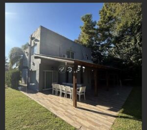 VENDO URGENTE PERMUTO CASA EN COUTRY