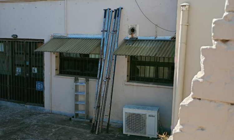 Foto fachada Local y Vivienda C.Gardel 2862 Olivos