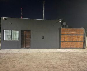 1 Casa principal y 2 Departamentos