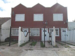 Dueño Alquila Depto 2 Dorm c/Cochera Patio 7 y 617 LA PLATA