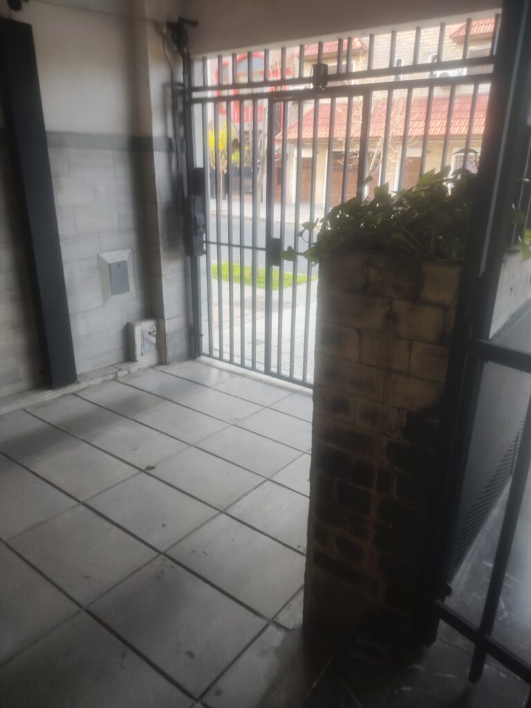 acceso edificio oliden