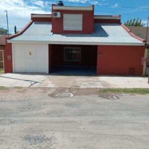 CASA EN BARADERO