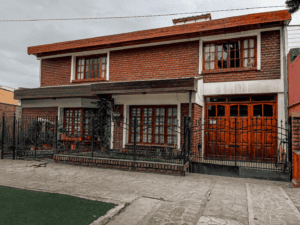 Casa en Esquel Chubut - Hermosa casa con departamento atras