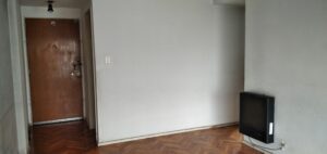 3 Ambientes Al Frente con Gran Balcón – Muy Luminoso