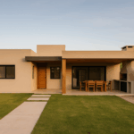 Casa moderna con jardin y galeria en Bella Vista – Dueno directo