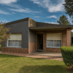 Dueno Directo Vende Casa Moderna en Santa Rosa La Pampa — Amplio Jardin Excelente Ubicacion y Listo para Mudarse
