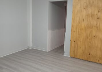 1000256256