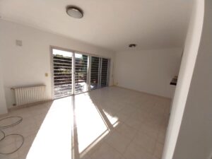 Dúplex en condominio con pileta Morras V