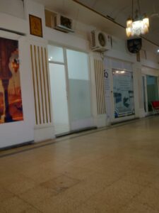 ALQUILO Local tipo oficina Castelar a 2 cuadr Estacion